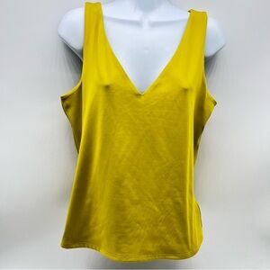Express Body Contour Women’s Yellow Gold Deep V Necklines Tank Top Size Ln
